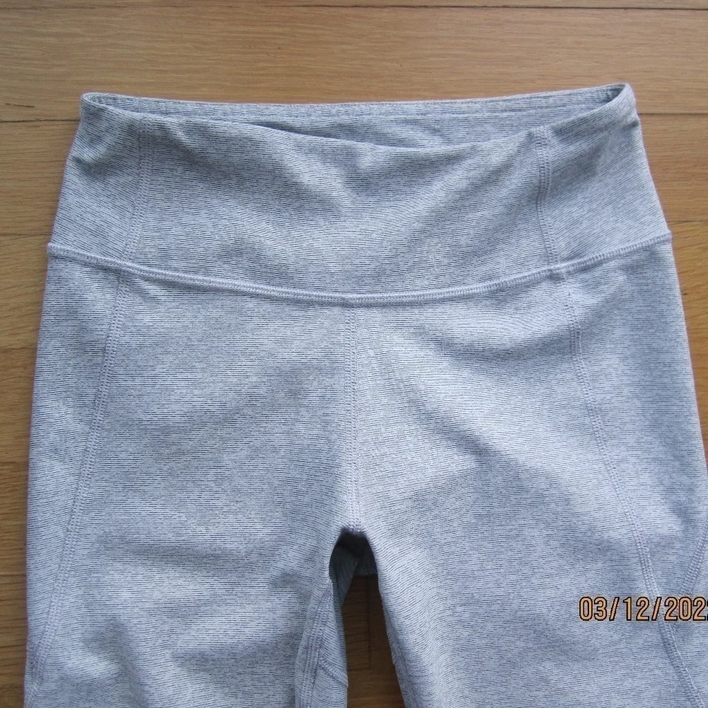 Outdoor Voices 7/8 Warm Up Leggings Women's Size XS Gray Spacedye